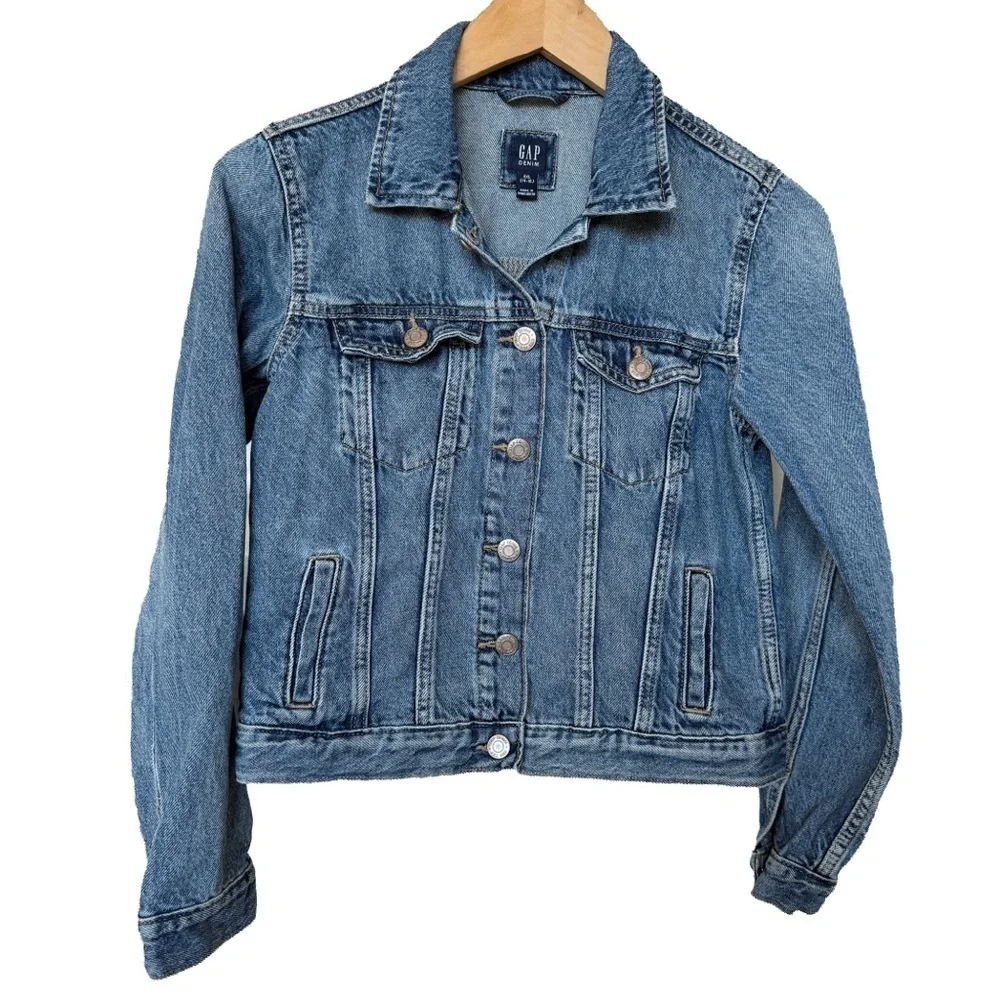 Gap Kids Girl Trucker Denim Jacket Blue Size 14-16 Snap Front Long Sleeve Casual